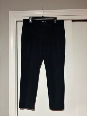 Old Navy Women’s Pixie Cut Dress Pants